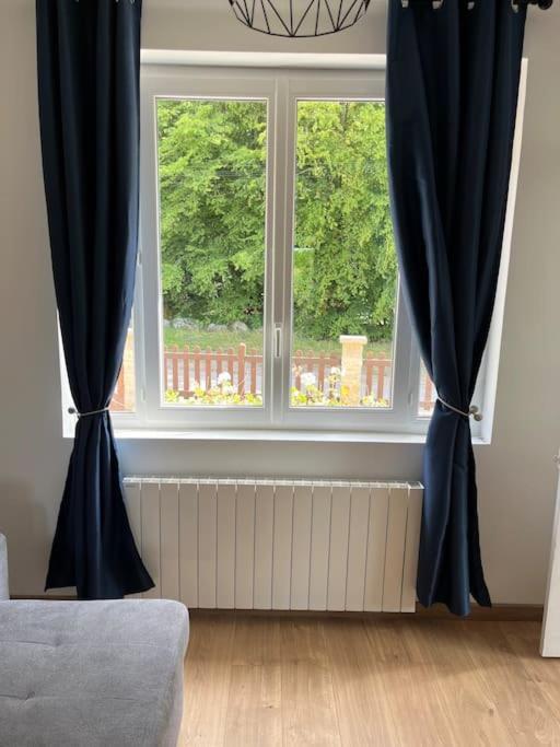 Chez Melanie, Pres De L'Abbaye Apartment Jumièges Екстериор снимка